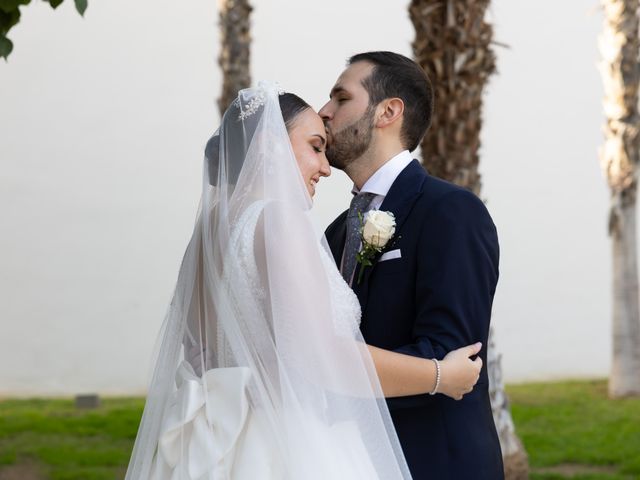 La boda de Salvador y Victoria en Málaga, Málaga 18