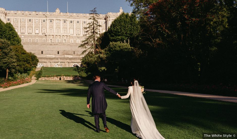 La boda de Álvaro y Coralie en Madrid, Madrid