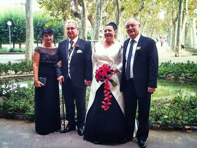 La boda de Juan Carlos  y Montserrat en Cornella De Llobregat, Barcelona 7