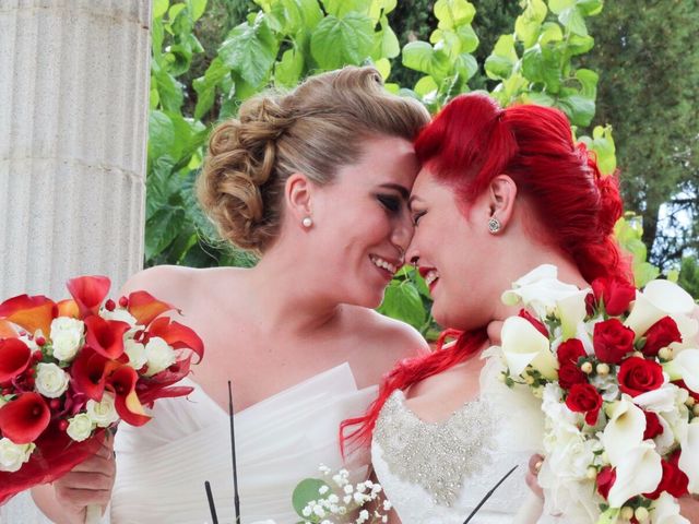 La boda de Eva y Paula en Santpedor, Barcelona 2