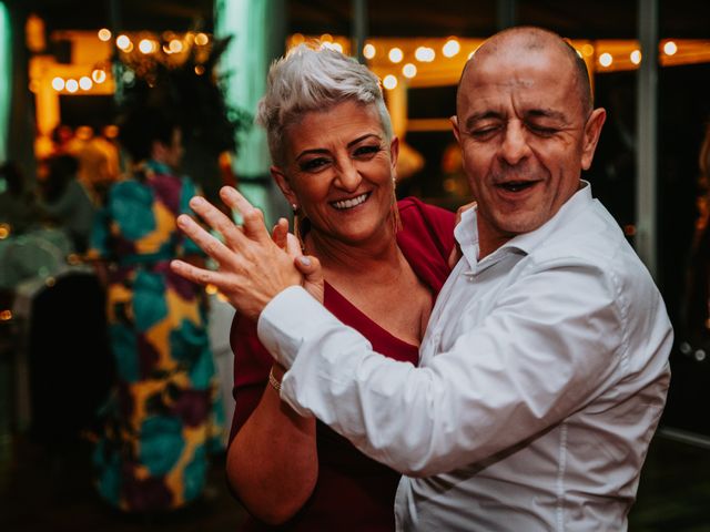 La boda de Juan y Raquel en San Vicente De El Grove, Pontevedra 206