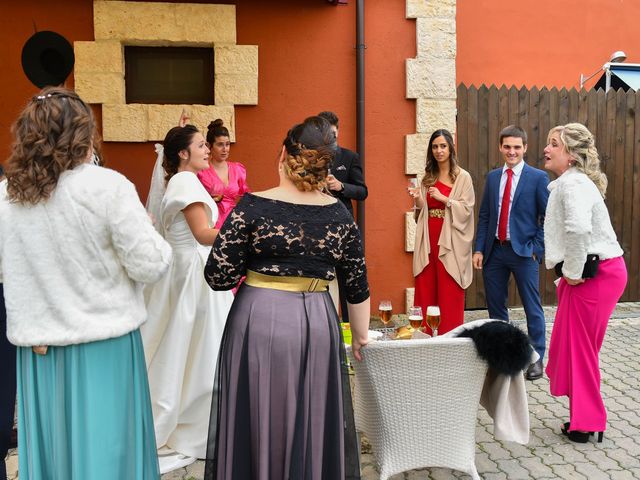La boda de Mikel y Ascen en Fromista, Palencia 144