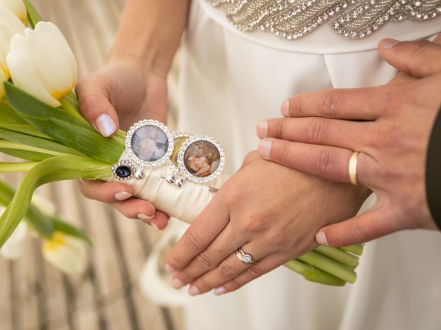 La boda de Luis y Athenas en Zaragoza, Zaragoza 13