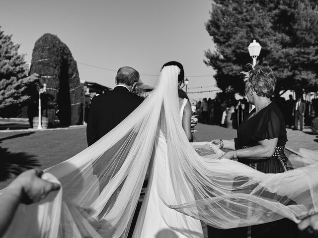 La boda de Enrique y Rosa en Villagarcia Del Llano, Cuenca 27