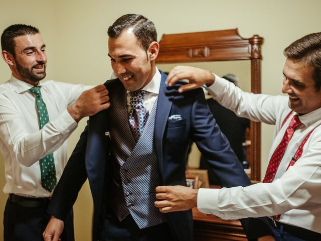 La boda de José Carlos y Verónica en La Palma Del Condado, Huelva 17