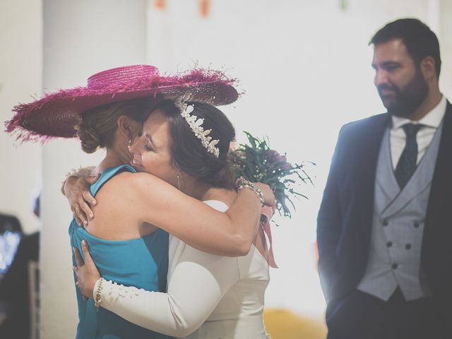 La boda de Alejandro y Ana en Bollullos De La Mitacion, Sevilla 37