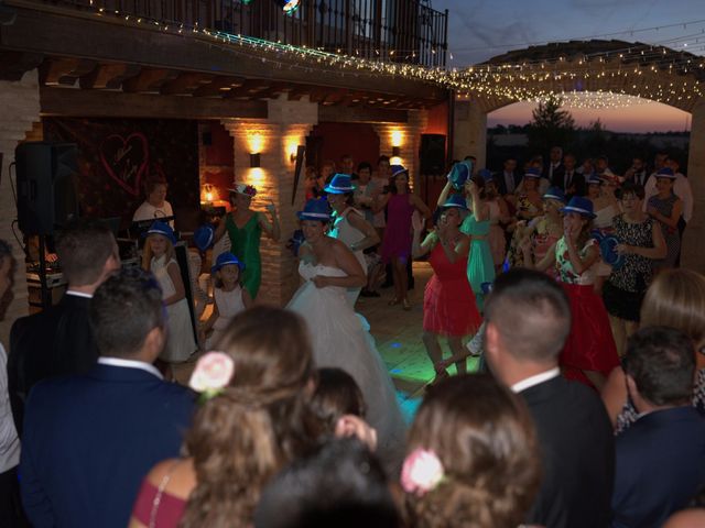 La boda de Alberto y Canty en Tiedra, Valladolid 23