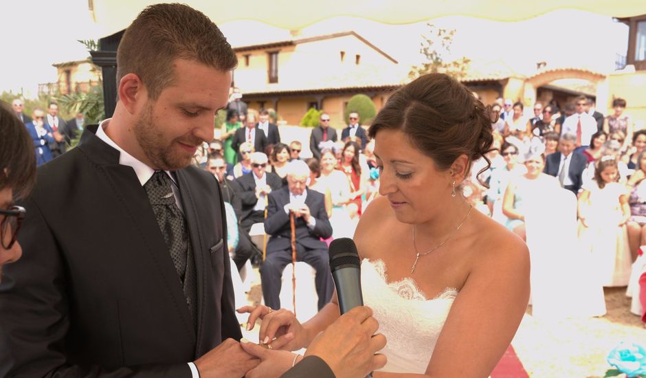 La boda de Alberto y Canty en Tiedra, Valladolid