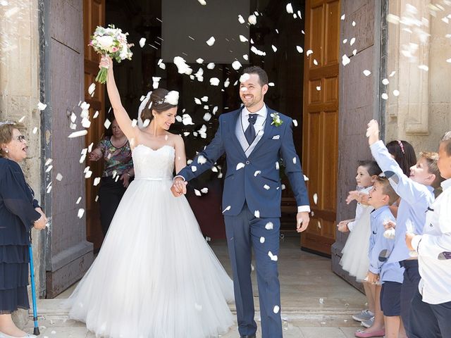 La boda de Carlos y Laura en San Juan De Alicante, Alicante 28