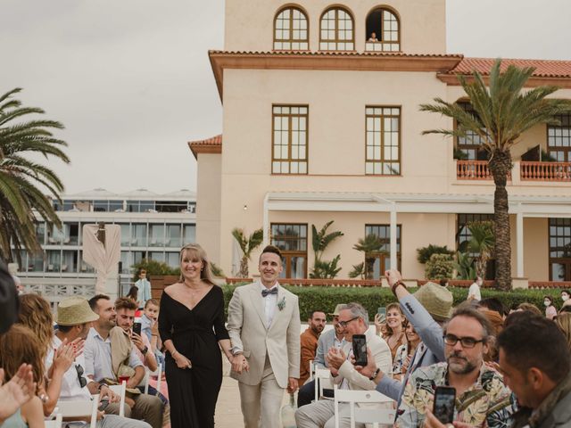 La boda de Dani y Núria en El Vendrell, Tarragona 22