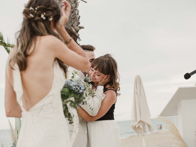 La boda de Dani y Núria en El Vendrell, Tarragona 28