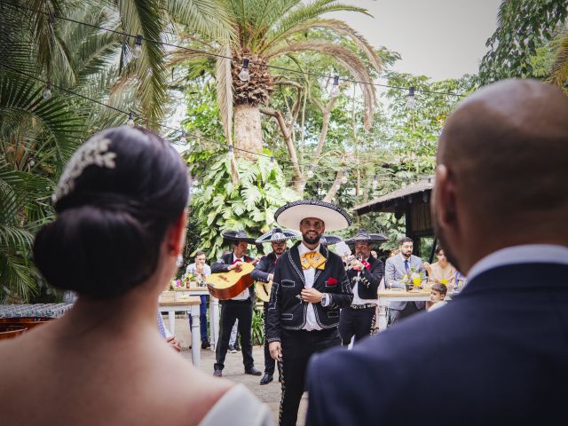 La boda de Tachi y Mayte en Guargacho, Santa Cruz de Tenerife 14