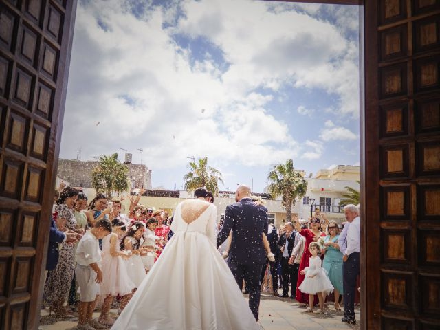 La boda de Tachi y Mayte en Guargacho, Santa Cruz de Tenerife 18