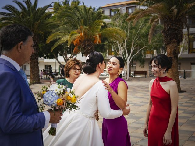 La boda de Tachi y Mayte en Guargacho, Santa Cruz de Tenerife 51