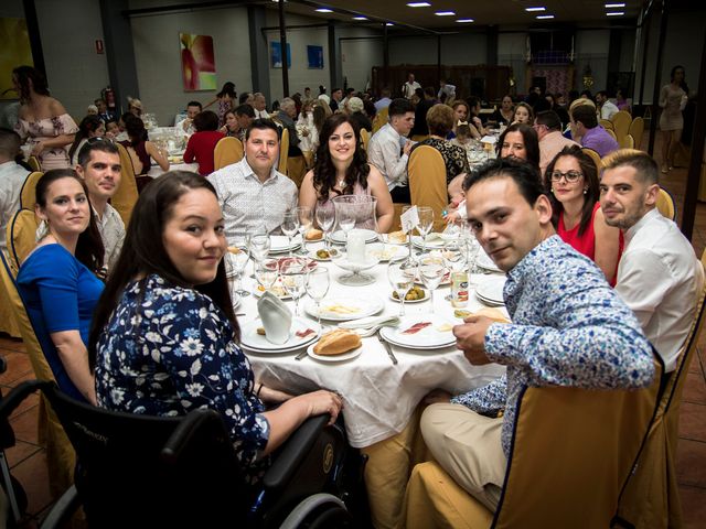 La boda de David y Rocio en Alcala De Guadaira, Sevilla 49