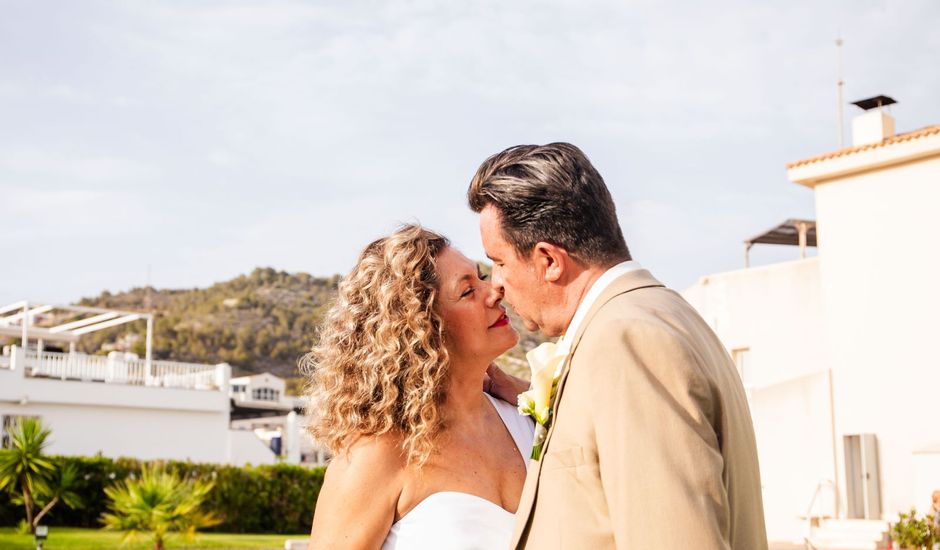 La boda de Antonio y Rosa en Sitges, Barcelona