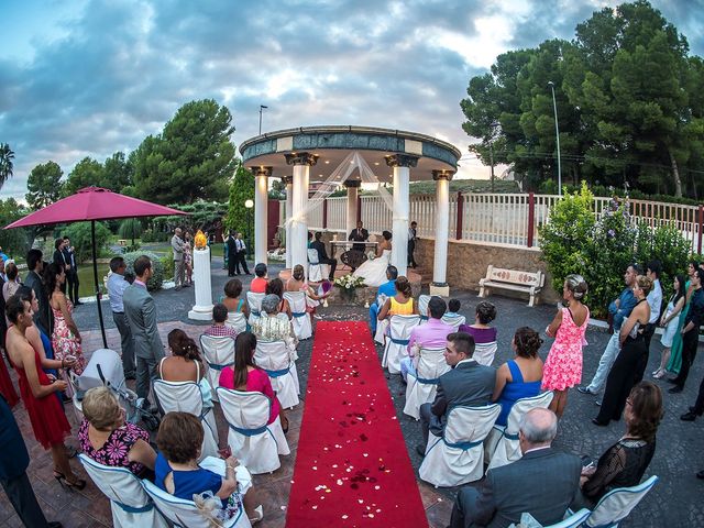 La boda de José y Adriana en L&apos; Alcora, Castellón 10