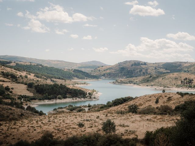 La boda de Álvaro y Vanesa en Peguerinos, Ávila 1