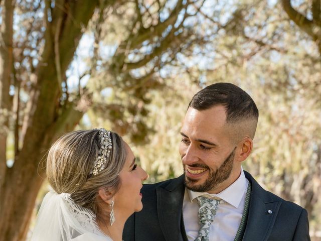 La boda de Alejandro y Nerea en Dos Hermanas, Sevilla 4
