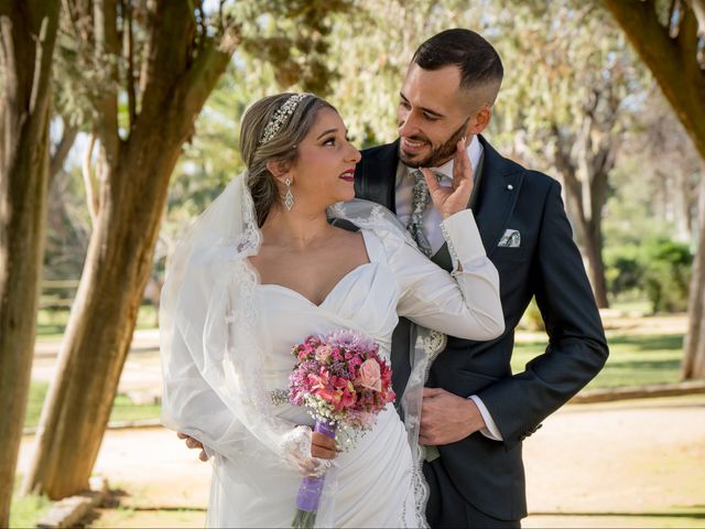 La boda de Alejandro y Nerea en Dos Hermanas, Sevilla 1