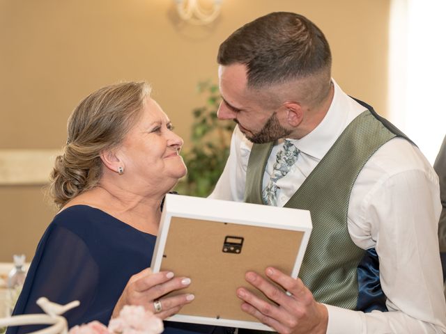 La boda de Alejandro y Nerea en Dos Hermanas, Sevilla 29