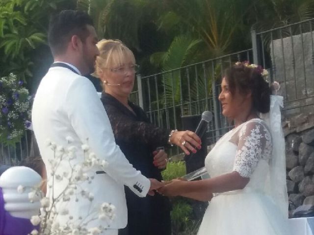 La boda de Jeanpierre  y Antonella  en San Sebastian Gomera, Santa Cruz de Tenerife 13