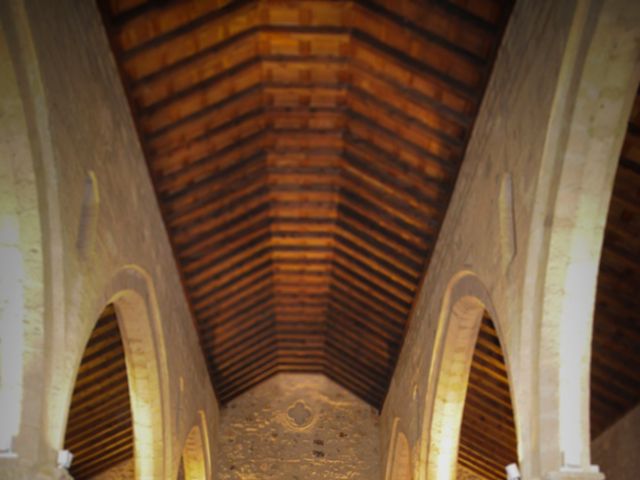 La boda de Alberto y Maria en Argamasilla De Calatrava, Ciudad Real 24