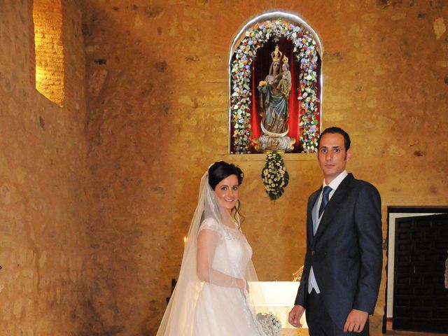 La boda de Alberto y Maria en Argamasilla De Calatrava, Ciudad Real 27