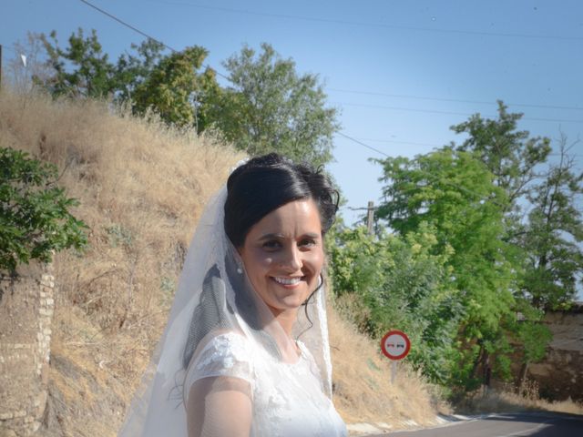 La boda de Alberto y Maria en Argamasilla De Calatrava, Ciudad Real 40