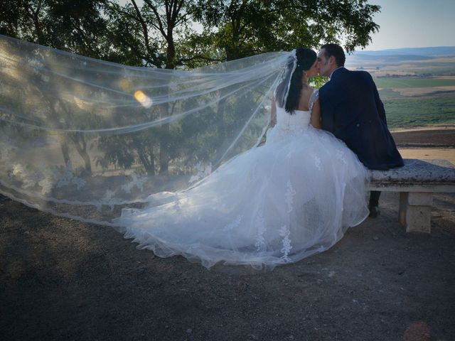 La boda de Alberto y Maria en Argamasilla De Calatrava, Ciudad Real 70