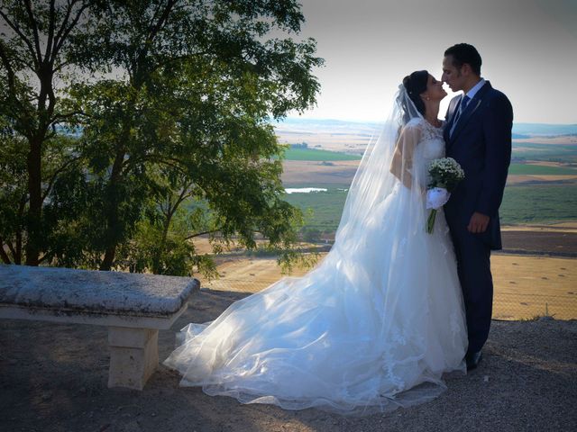 La boda de Alberto y Maria en Argamasilla De Calatrava, Ciudad Real 72