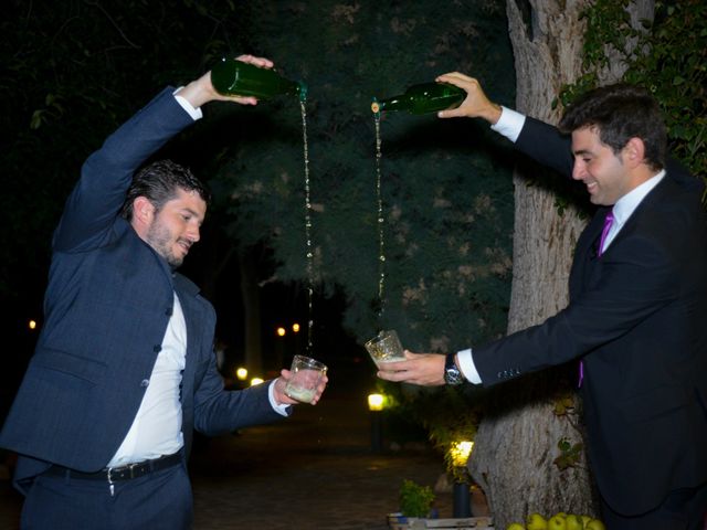 La boda de Alberto y Maria en Argamasilla De Calatrava, Ciudad Real 103