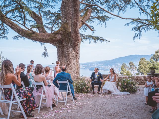 La boda de Marcos y Edith en Oza Dos Rios (San Pedro), A Coruña 1