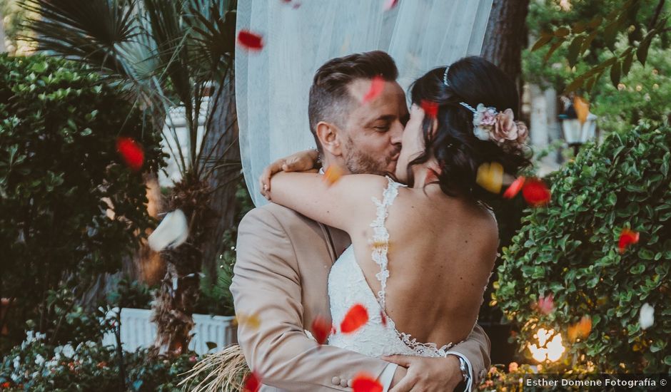 La boda de Felix y Mari en Villena, Alicante