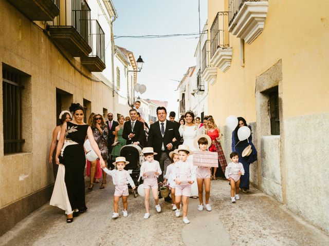 La boda de Javier y Alba en Torremocha, Cáceres 13