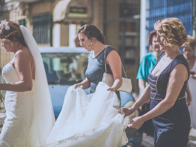 La boda de José Antonio y Macarena en Sevilla, Sevilla 24