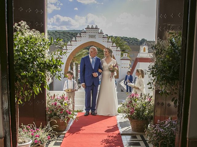 La boda de Mª José y Ramón en Nueva Carteya, Córdoba 20