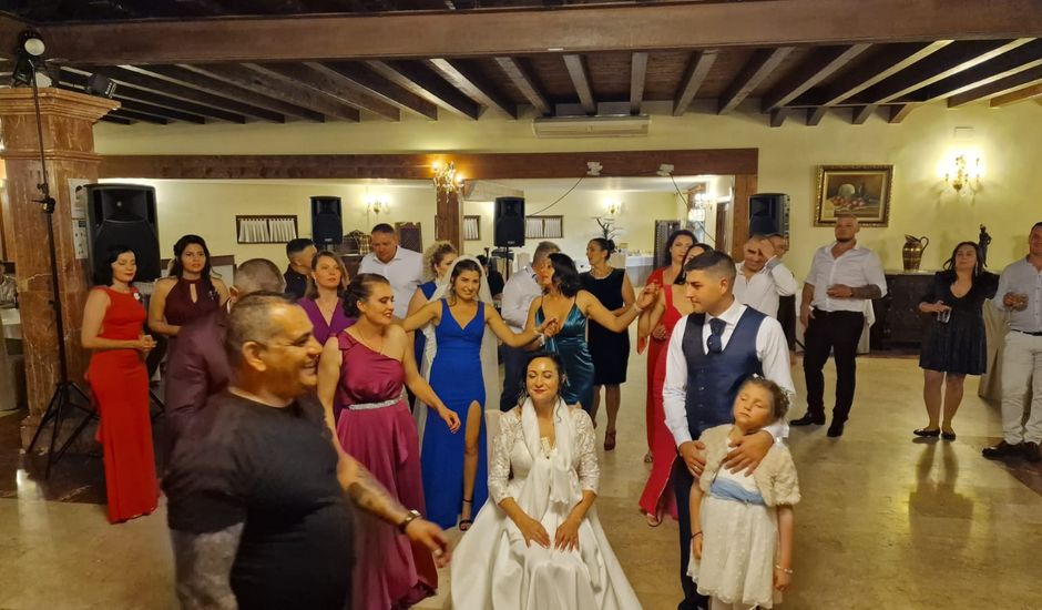 La boda de Marius y Monica en Erandio, Vizcaya