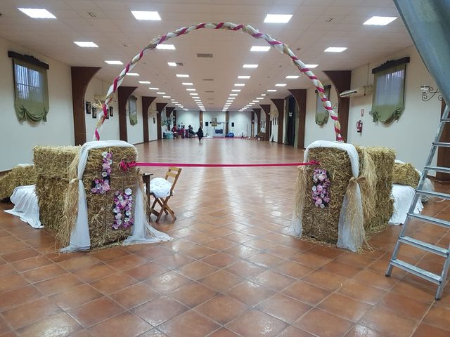 La boda de Juan  Miguel  y Beatriz  en Huelva, Huelva 4