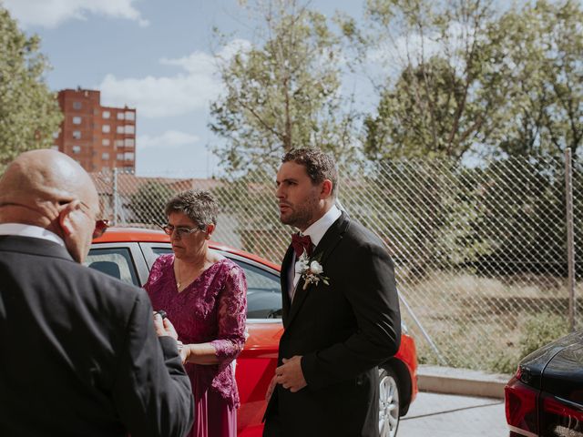 La boda de Cristina y Jesus en Valoria La Buena, Valladolid 9
