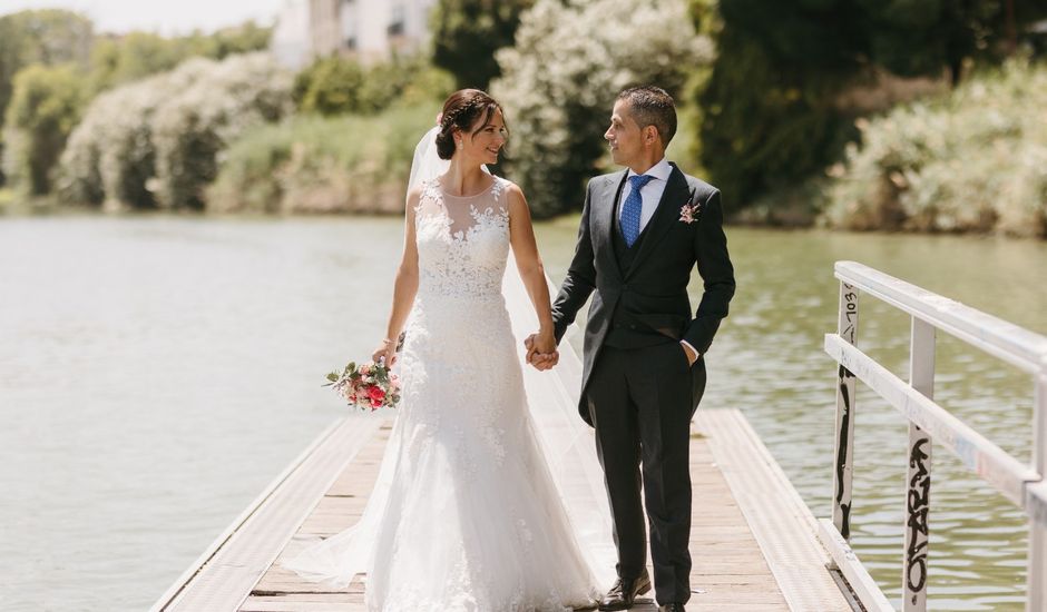 La boda de Fernando  y Vanessa  en Sevilla, Sevilla