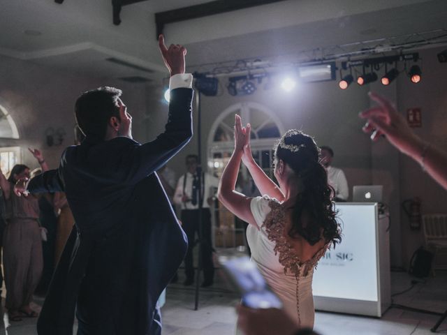 La boda de Rocio y Alejandro en Alcala De Guadaira, Sevilla 199