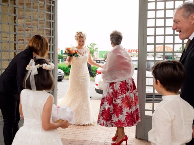 La boda de Roberto y Estíbaliz en Logroño, La Rioja 16