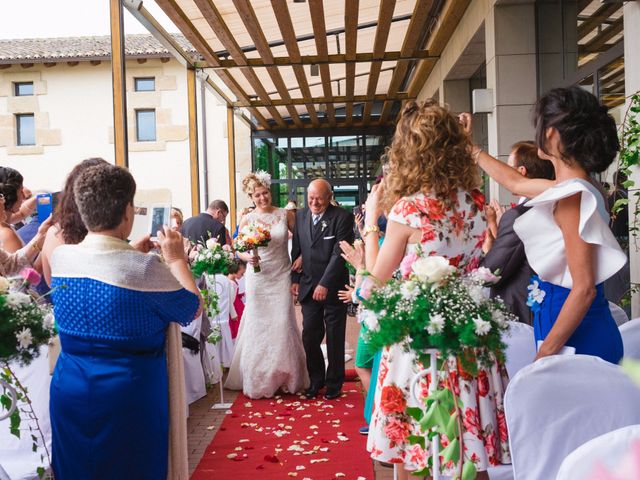 La boda de Roberto y Estíbaliz en Logroño, La Rioja 18