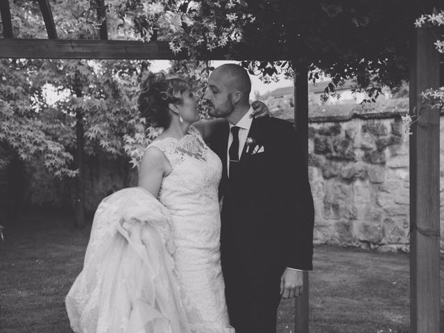 La boda de Roberto y Estíbaliz en Logroño, La Rioja 38