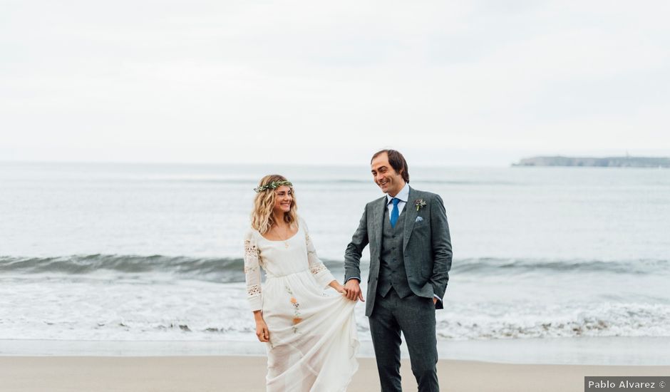 La boda de Pedro y Olaya en Salinas, Asturias