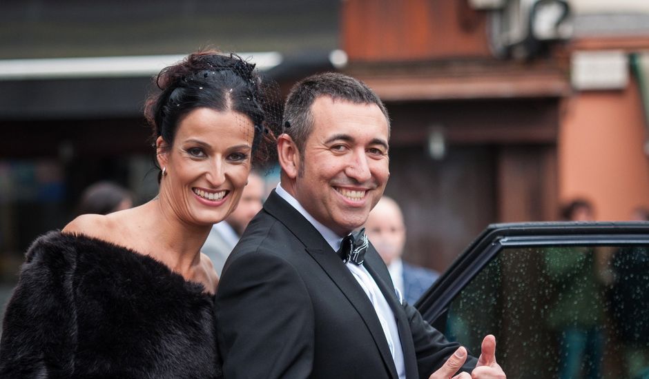 La boda de Juan Carlos y Esther en Narón, A Coruña