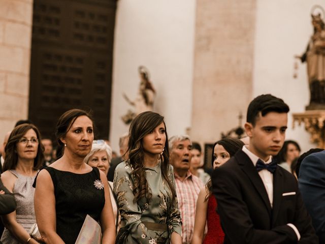 La boda de Ainhoa y Carlos en Villamayor De Santiago, Cuenca 34