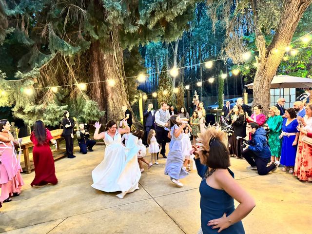 La boda de Álvaro  y Vanessa en Valdefresno, León 25
