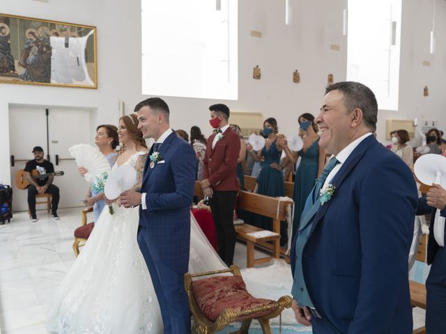 La boda de Marina y Alex en Santa Maria Del Aguila, Almería 40